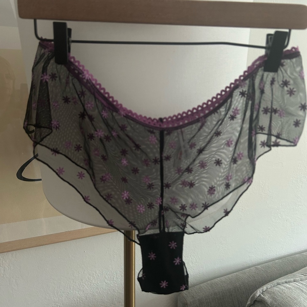 Out From Under Black Pink Floral  Underwear Women’s Size Large - Picture 4 of 9